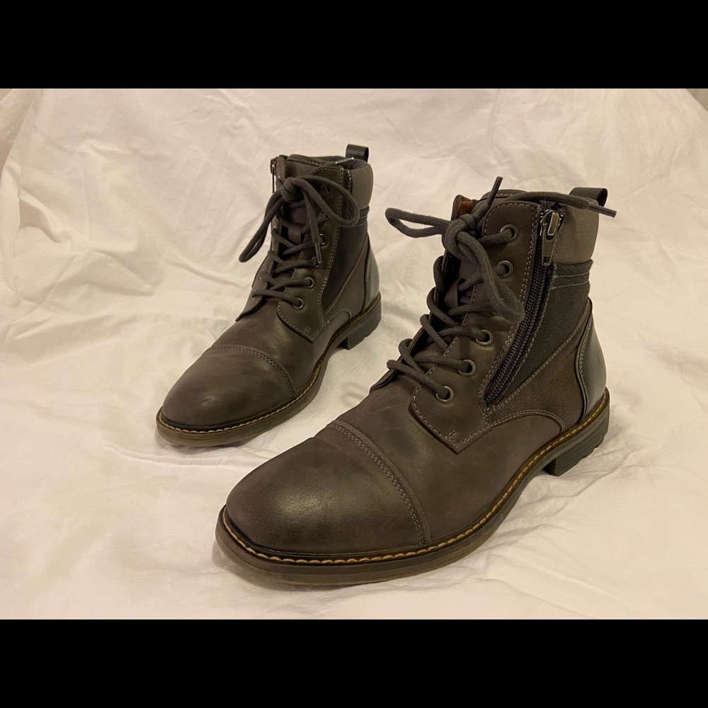 Men’s Gray boots size 8.5 US. Very Good Condition. - Picture 1 of 3
